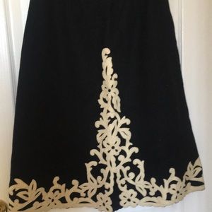 Vintage wool skirt with appliqué detailing